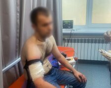 Поліція Запоріжжя напад ніж обшук