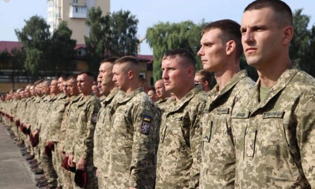 Военнослужащие. Фото: скриншот YouTube-видео