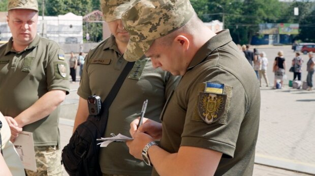 Будівля ТЦК в Україні. Ілюстративне фото