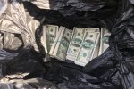 В Киеве задержали мужчину со взяткой в 500 тысяч долларов для Луценко