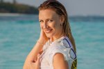 Леся Никитюк в соблазнительном купальнике «засветилась» на одесском пляже