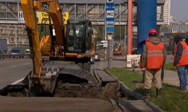 Авария в Киеве. Фото: скриншот YouTube-видео