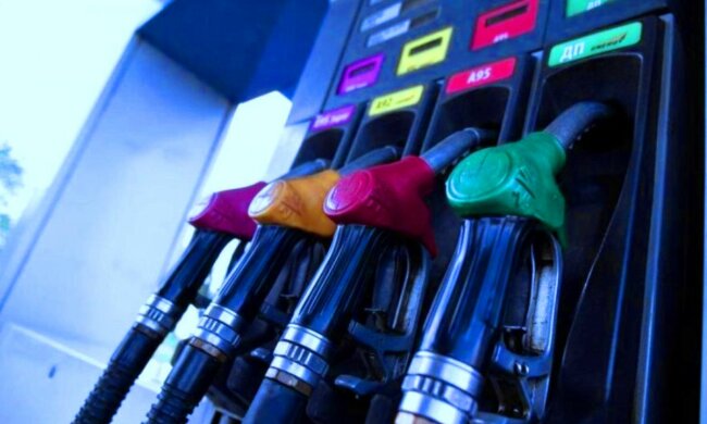 АЗС. Фото: скриншот YouTube