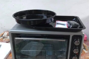 Духовка. Фото: Фейсбук