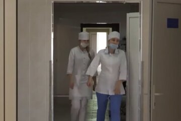 Медики. Фото: скриншот Youtube-видео