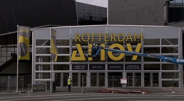 Арене, где должно было пройти Евровидение в Роттердаме, нашли применение. Фото: скрин YouTube