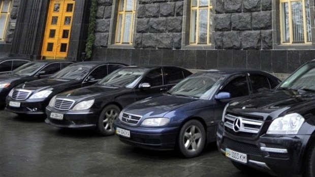 Верховная Рада продает депутатские машины. Названы цены