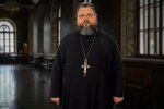 Священник УПЦ объяснил, зачем подавать записки на Литургию