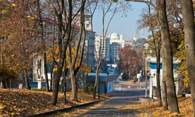 Погода с утра огорчит киевлян: чего ждать 14 октября