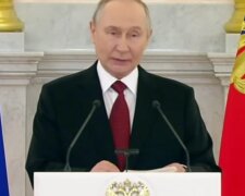 російський диктатор путін підписує указ про мобілізацію