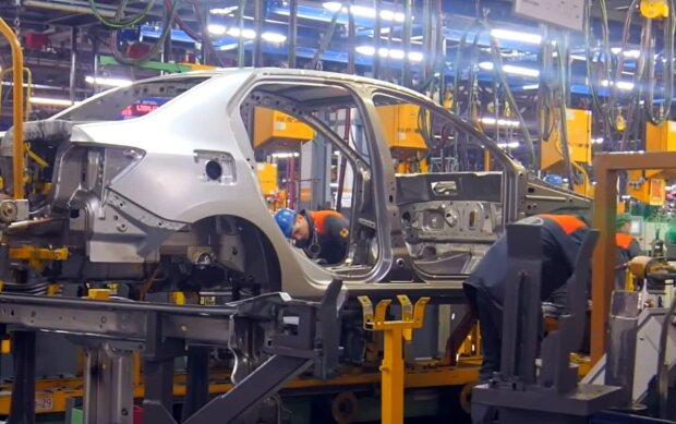 Производство Lada. Фото: скриншот Youtube-видео