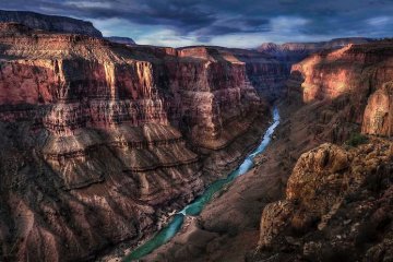 В США над Большим каньоном летали два НЛО. Фото
