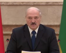 Лукашенко рассказал о переносе послания. Фото: скрин youtube