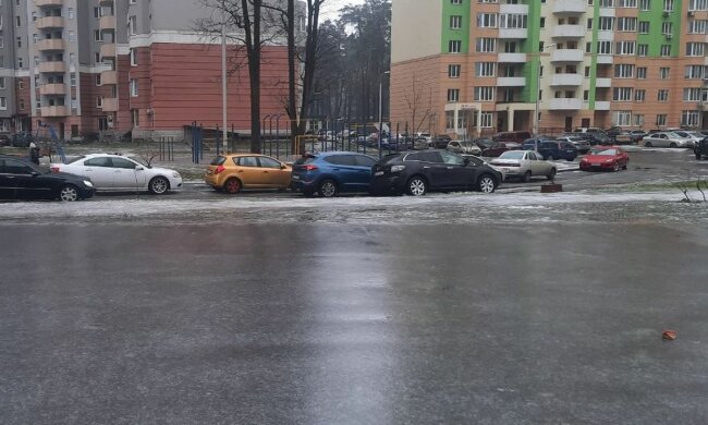 Гололед. Фото: скриншот YouTube