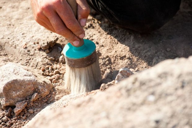 Археологи откопали древнейший бюстгальтер и бикини. Фото