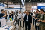 робот гуманоїд Китай виставка
