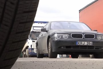 В Украине могут значительно подорожать "евробляхи". Фото: YouTube