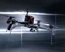 Наземний робот Frontline Robotics з модулем ШІ та захистом від РЕБ