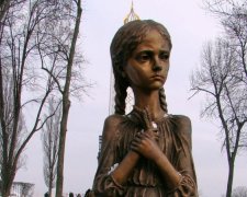 Украина отмечает день памяти жертв Голодоморов