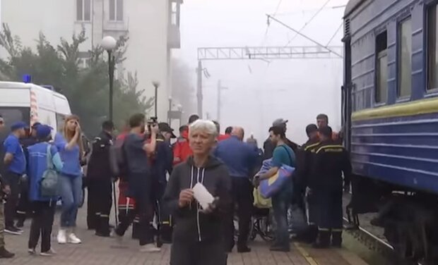 Евакуація людей. Фото: скріншот YouTube-відео