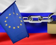 Заморозить активы и ограничить поездки: в ЕС пролили санкции против России