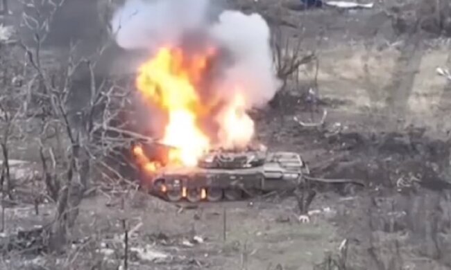 Знищена техника ворога. Фото: скриншот Youtube-відео