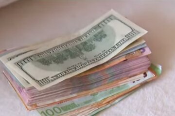 Курс доллара. Фото: скрин youtube