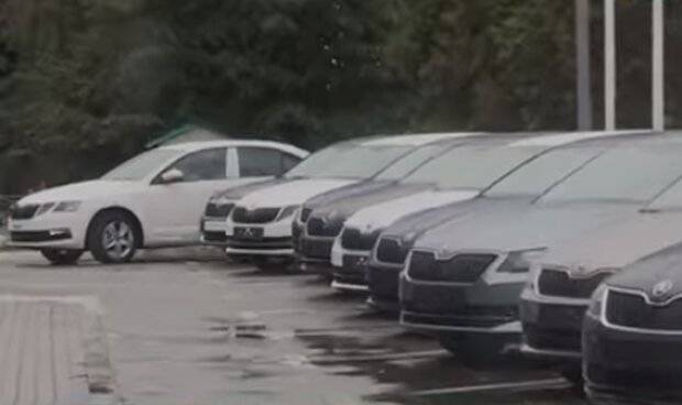 Автомобили. Фото: скриншот Youtube-видео