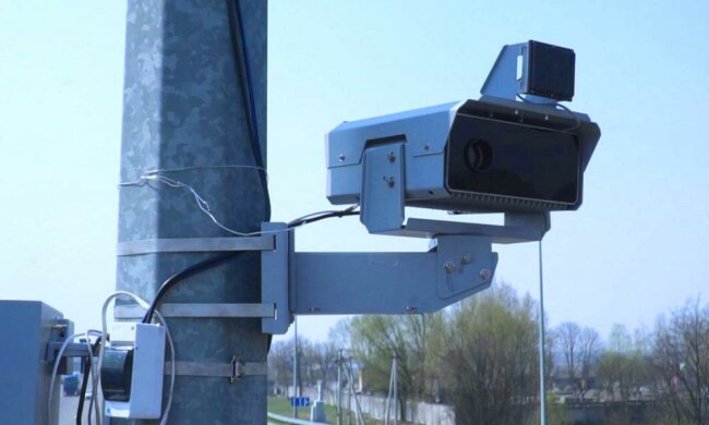 Автофиксация нарушений ПДД. Фото: Униан