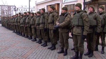 Нацгвардию введут в город Подольск. Фото: скрин youtube