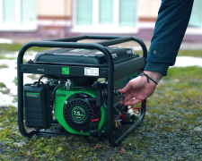 ДТЕК попередив українців про нові графіки на 11 листопада. Фото: YouTube