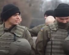 Військовослужбовці. Фото: скріншот YouTube-відео