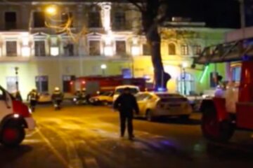 Пожар в Одессе. Фото: скриншот YouTube