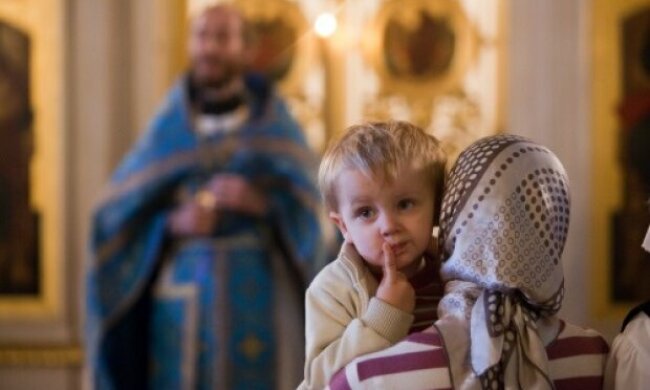 Священник УПЦ дав 4 важливих поради щодо духовного виховання дітей