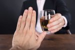 Отказ от алкоголя может быть опасным для здоровья: ученые назвали причину