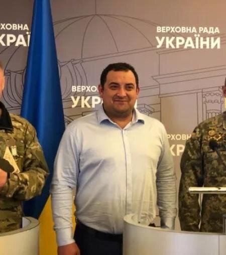 ЗМІ: як нардеп Сергій Кузьміних після хабаря залишився при владі – і диктує умови фармацевтичному ринку