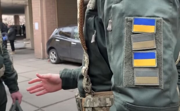 Українські захисники. Фото: YouTube, скрін