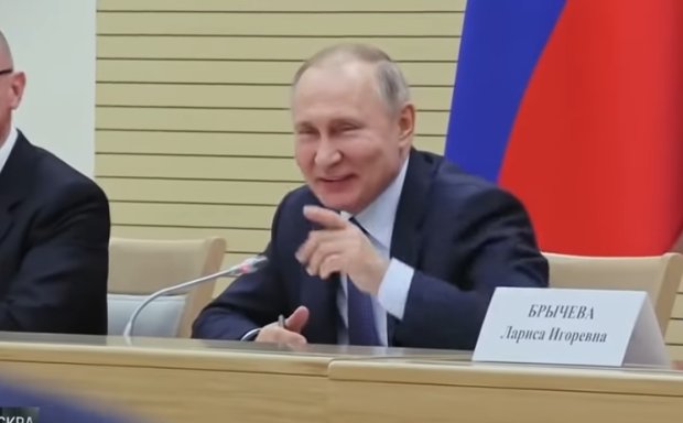 Путин станет неприкосновенным, фото: скриншот с youtube