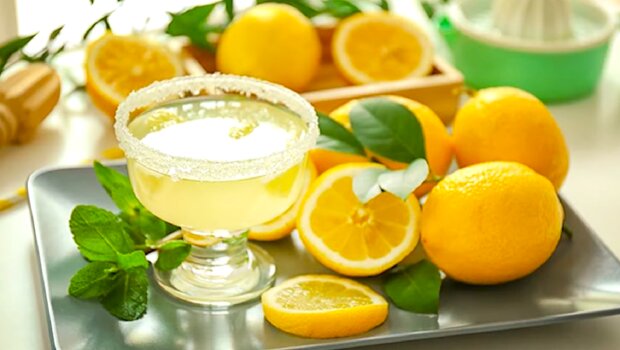 Лимонный ликер. Фото: YouTube