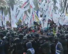 Митинг под Верховной Радой. Фото: PavlovskyNews, скрин