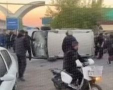 В Одессе произошла массовая драка неизвестных и ТЦК - видео