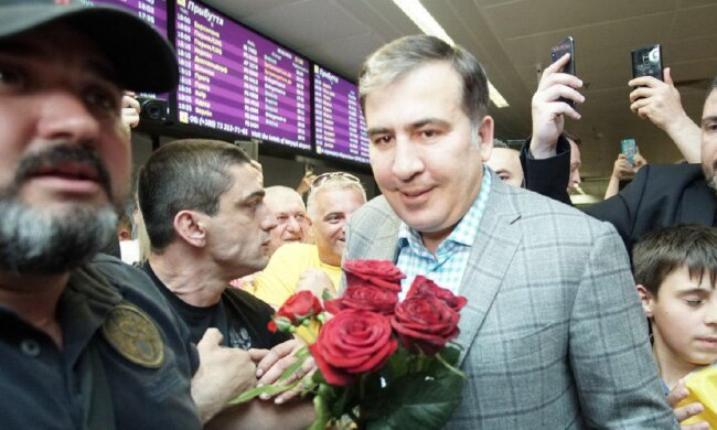 Первые слова Саакашвили в Киеве: он устроит украинцам «золотую жизнь»