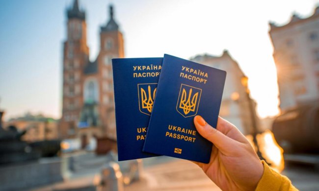 Половина украинцев никогда не выезжали за пределы страны