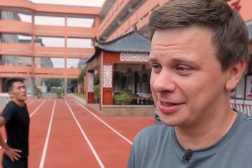 Дмитрий Комаров. Фото: скриншот YouTube
