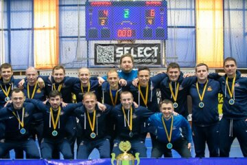 Чемпіоном м.Києва з футзалу в сезоні 2020-2021 рр стала команда СЕРВІТ