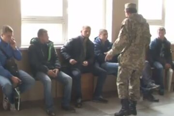 Мобилизация в Украине. Фото: скриншот YouTube-видео