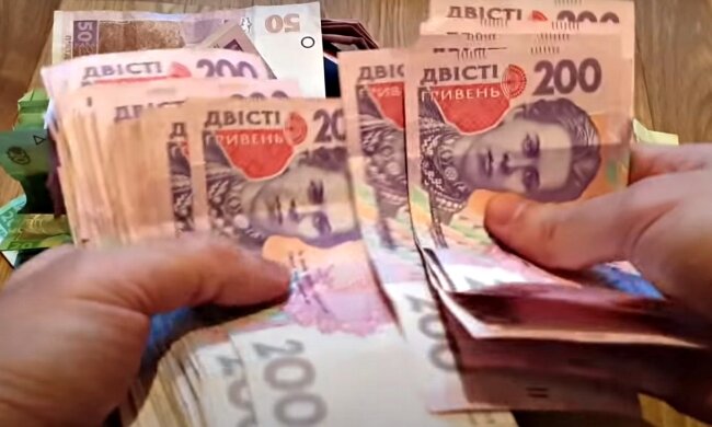 Більше ніж на тисячу: у ПФУ озвучили нові цифри для пенсій