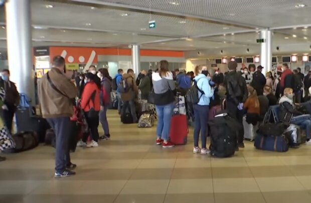 Аэропорт. Фото: скриншот Youtube