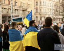 Міграційний контроль у Європі: перевірка документів українських біженців
