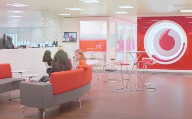 Vodafone предложил шаровую услугу. Фото: скриншот Youtube